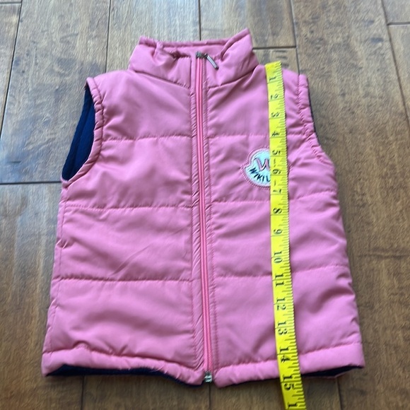 Girls pink Puffy Vest - Picture 7 of 7